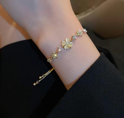 Pearl Cat Paw Bracelet for Women Girls
